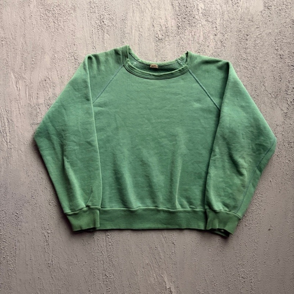 Vintage Tiger Brand Blank Sweatshirt Medium Green 1960s Raglan Sleeve Crewneck